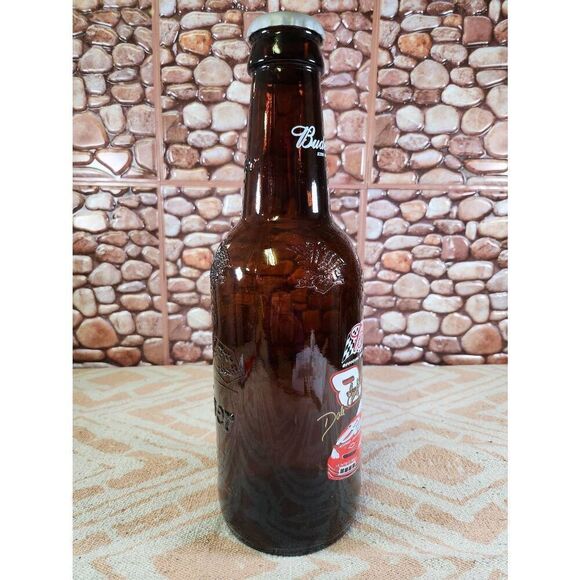 Budweiser Dale Earnhardt Jr Car King Pitcher 15" Glass Beer Bottle 64oz Embossed - Picture 5 of 7